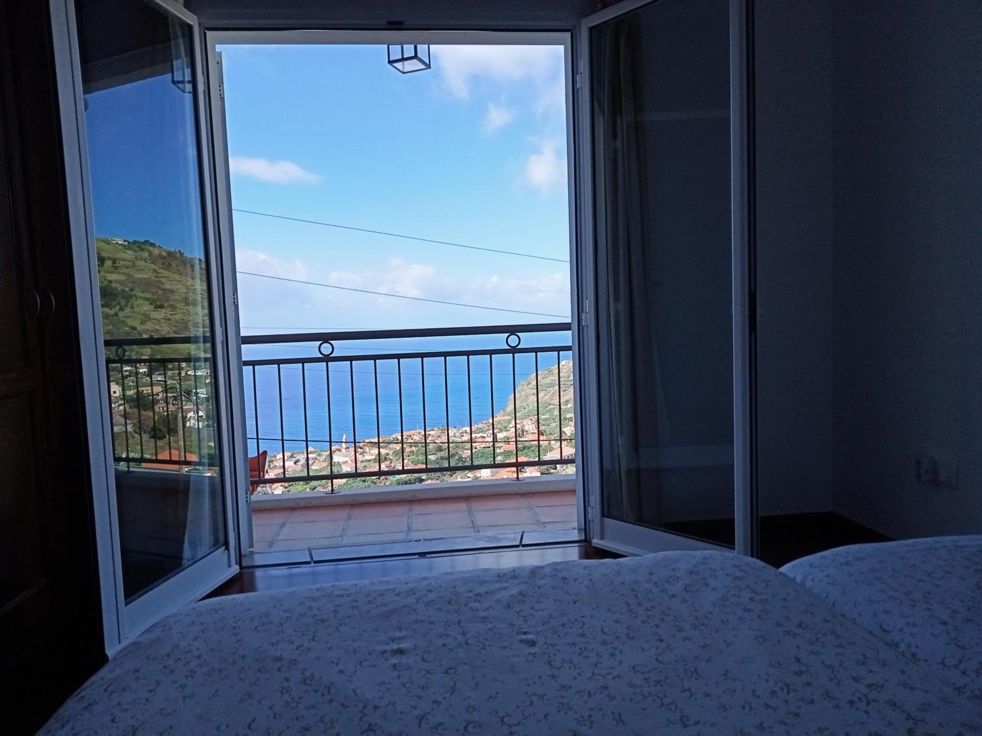Hotel The Artist House à Arco da Calheta  Chambre photo